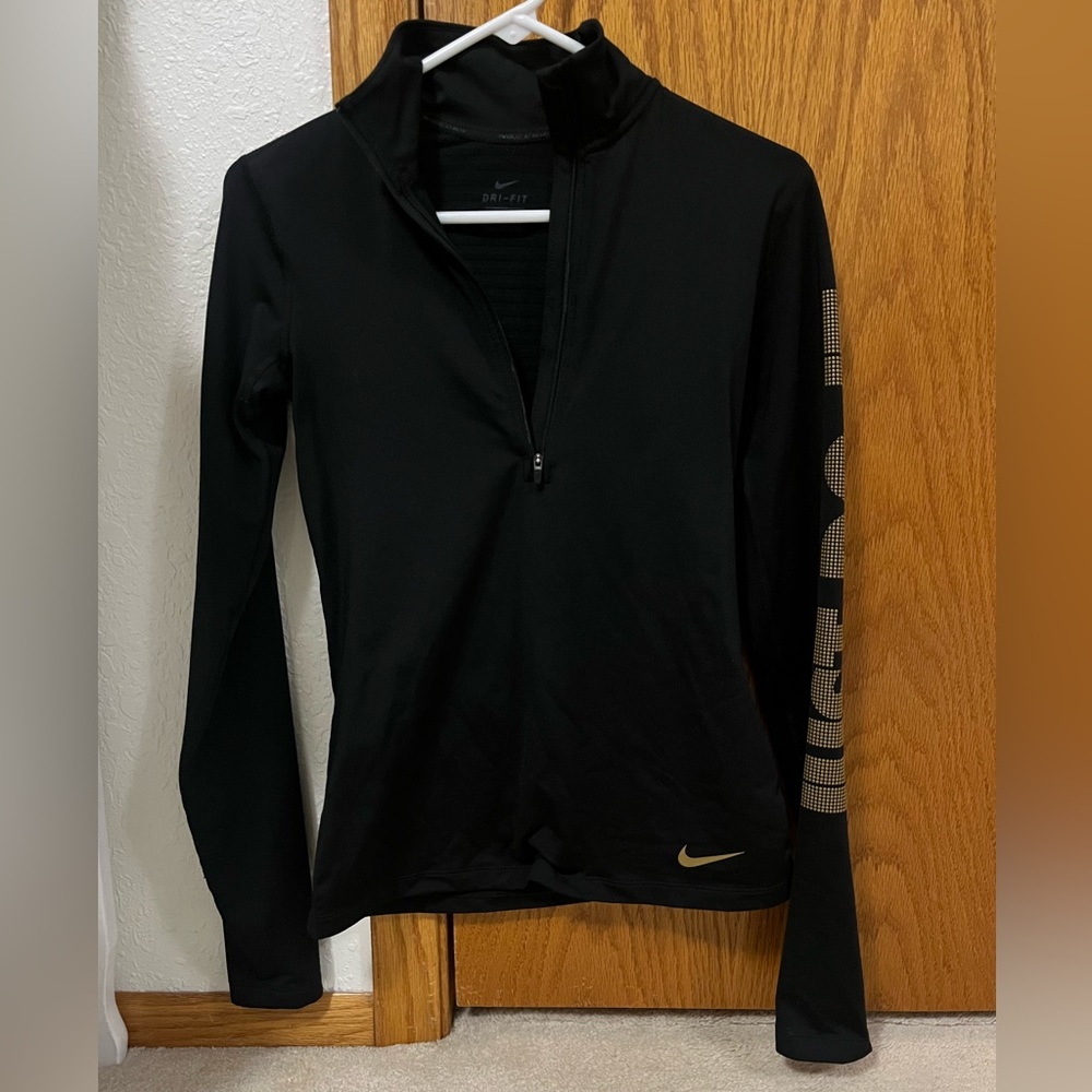 Black Nike Athletic Top